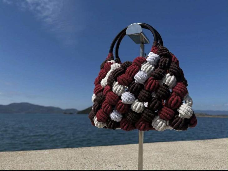 編みバッグ