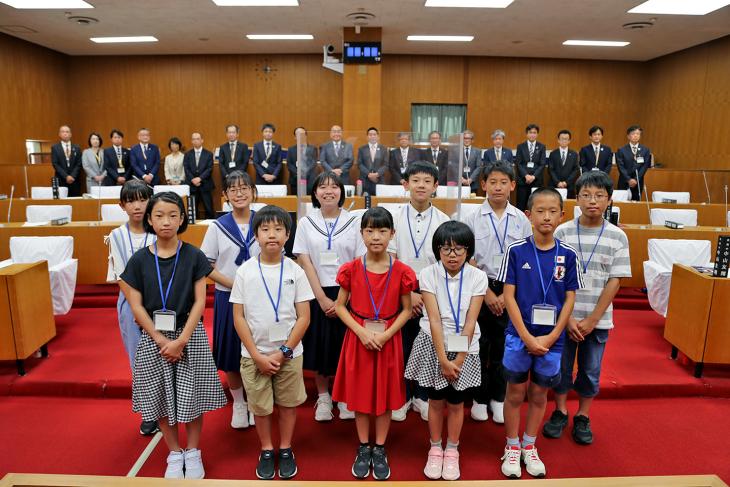 こども議会集合写真