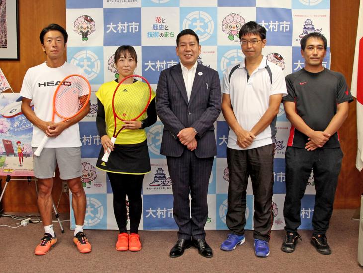 日本スポーツマスターズ2022岩手大会(硬式テニス)出場訪問時集合写真