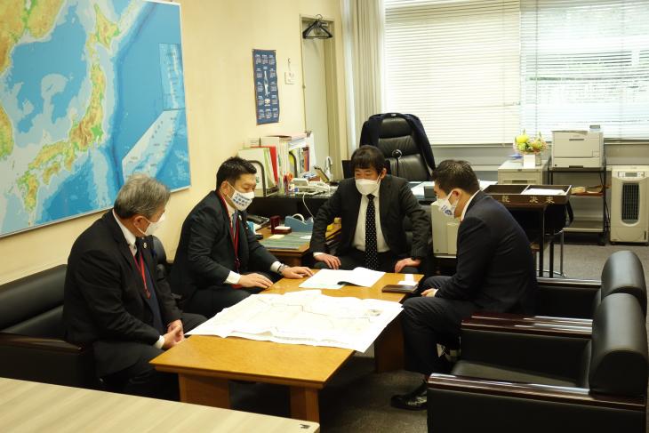 要望活動（国道34号等市内幹線道路整備促進期成会）丹羽道路局長の様子2