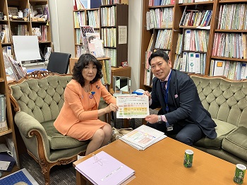 片山さつき参議院議員（本人）訪問の様子