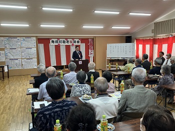 鬼橋町公民館敬老会の様子