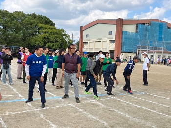 第38回三城小学校区町内家族大運動会の様子1