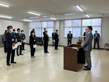 辞令交付（課長補佐）の様子2