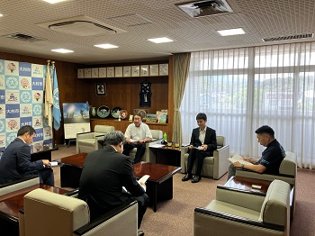 要求書提出（連合長崎大東・壱岐・対馬地域協議会）の様子2