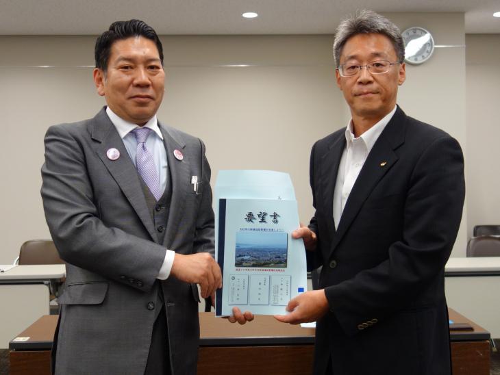 国道34号等大村市内幹線道路整備促進期成会要望活動の様子1
