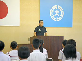 九州および全国中学校体育大会出場激励の様子1