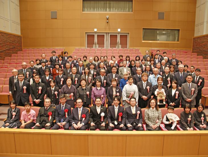 市制施行84周年記念大村市表彰式の様子4