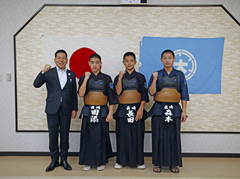 出場報告の様子1（第20回全日本都道府県対抗少年剣道優勝大会・2025全日本小中学生アーチェリー大会）