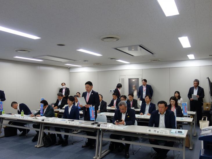 国道34号等大村市内幹線道路整備促進期成会（九州地方整備局）要望の様子2