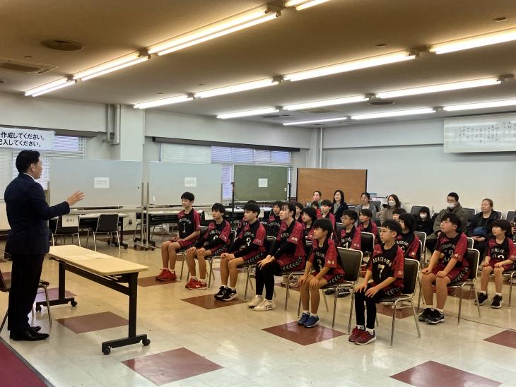 第34回春の小学生ドッジボール選手権九州大会出場表敬の様子2