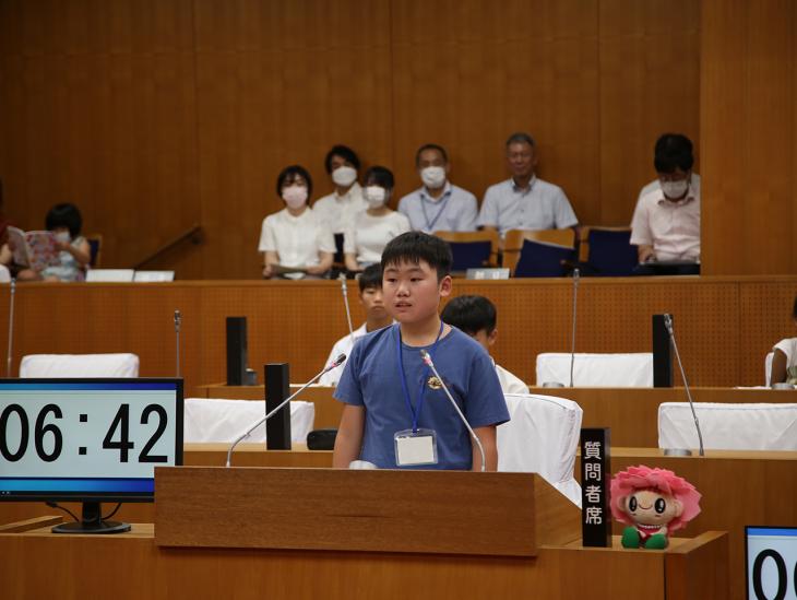 大村市子ども議会の様子その1