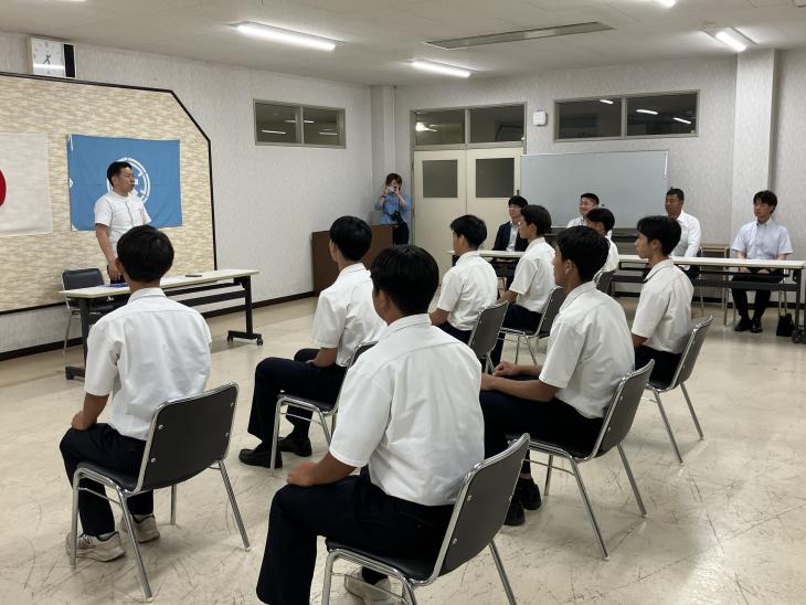 全国高等学校総合体育大会大村工業高校ソフトボール部ほか出場表敬の様子2