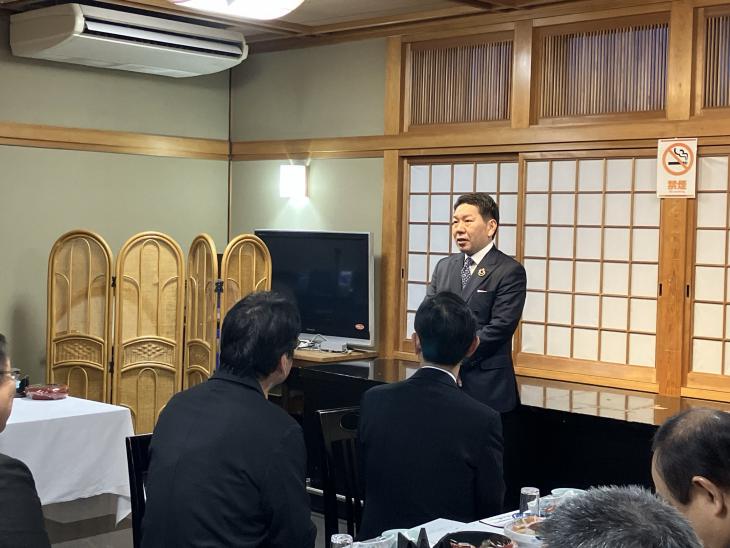 萱瀬ダム建設および嵩上げに伴う移転者協議会の様子