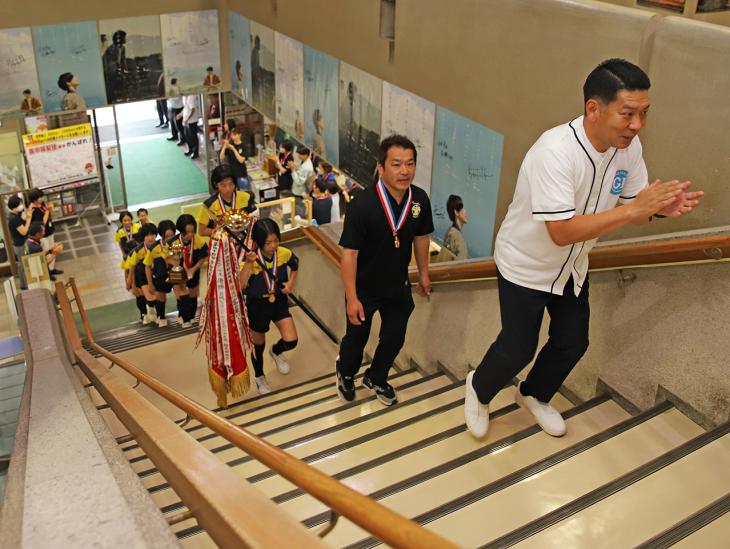 JVA第45回全日本バレーボール小学生大会出場報告の様子1