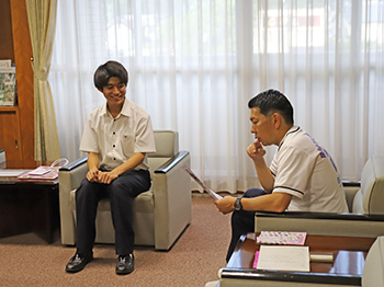 第49回全九州高等学校音楽コンクールピアノ部門出場報告の様子2