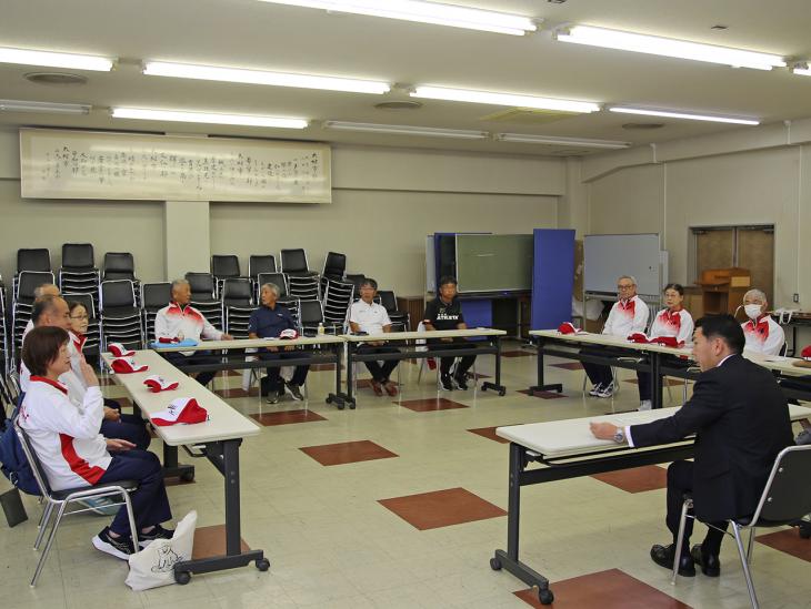 第37回全国健康福祉祭(ねんりんピック)ぎふ大会出場報告の様子2