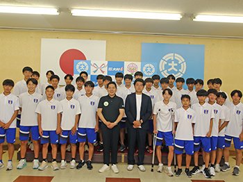 第40回九州クラブユース（U-15）サッカー選手権大会出場報告の様子1