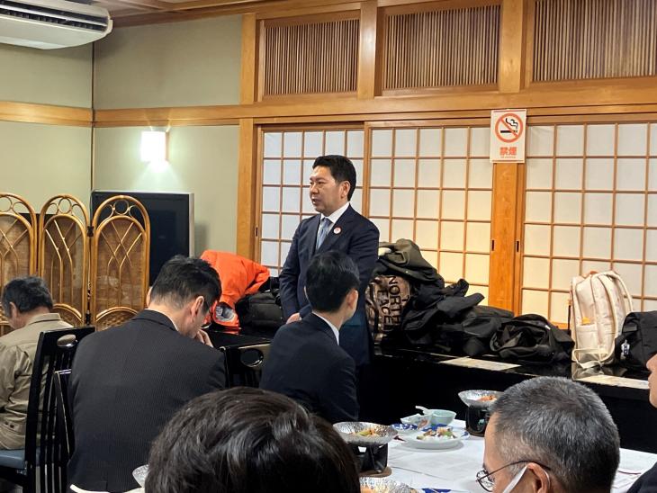 萱瀬ダム建設および嵩上げに伴う移転者協議会の様子