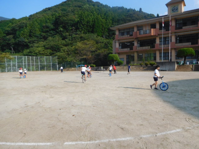 一輪車