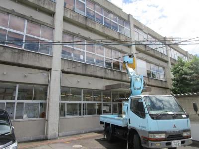 8月4日高所作業車