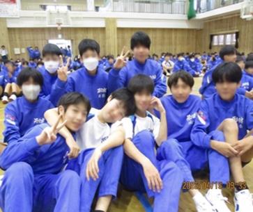 r8nisityu0428p10