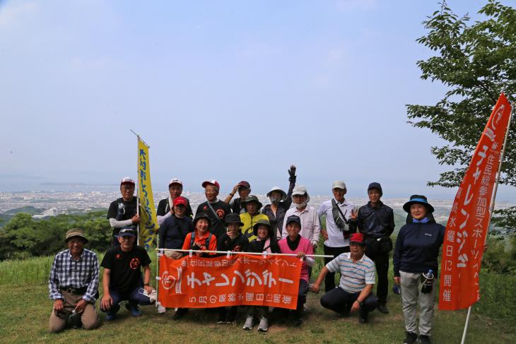 999段登り1周コースウォーキング集合写真