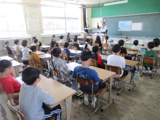 3年