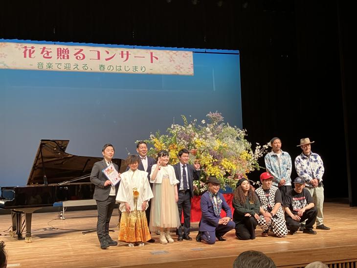 桜ひらり“花を贈るコンサート”の様子2