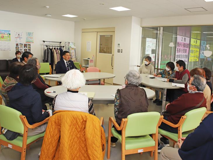 マチノコトーーク（認知症の人と家族の会)の様子1