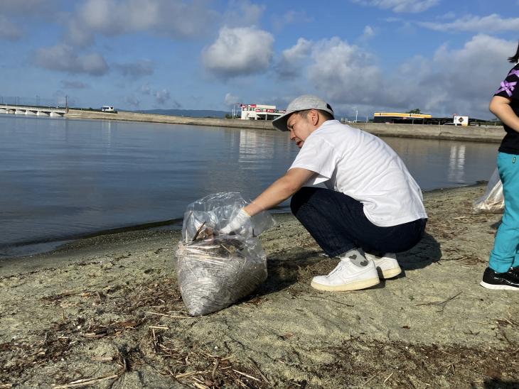 水辺の一斉清掃(ライオンズクラブ国際協会337-C地区)の様子2