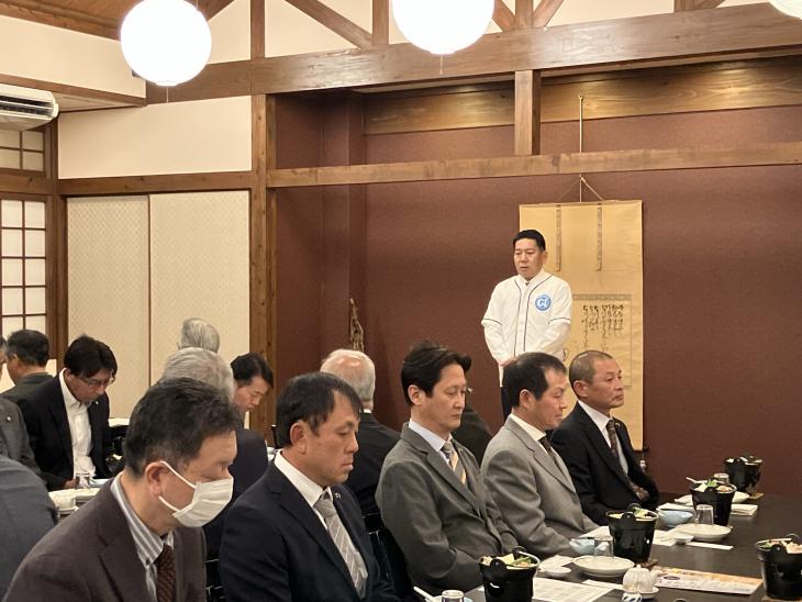 消防団および消防団後援会長連絡協議会懇親会の様子