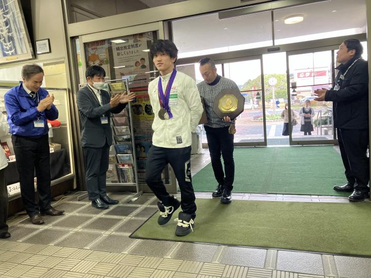 第51回内閣総理大臣杯令和7年度全日本大学レスリング選手権大会ほか結果報告の様子1