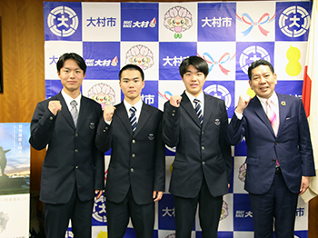 第31回全国私立高等学校男女バレーボール選手権大会出場報告の様子1