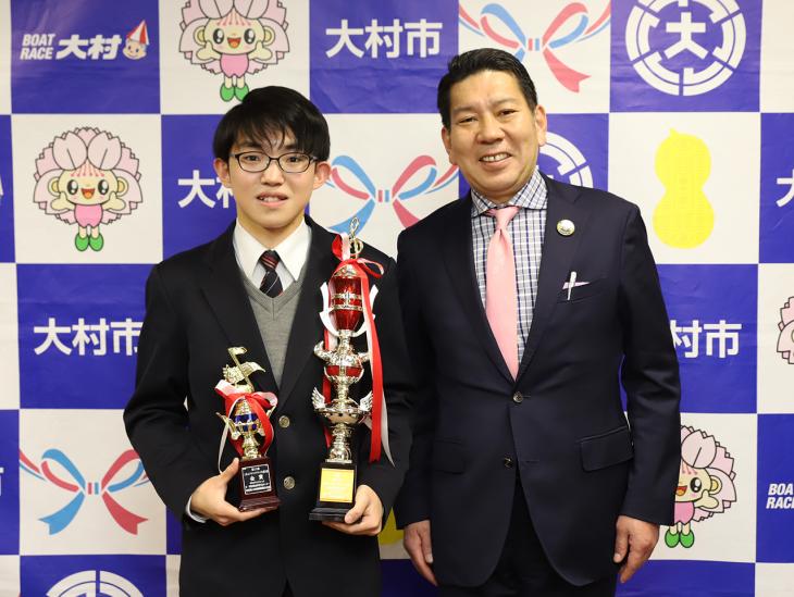第51回九州アンサンブルコンテスト及び第22回JBAソロコンテスト九州大会結果報告の様子1