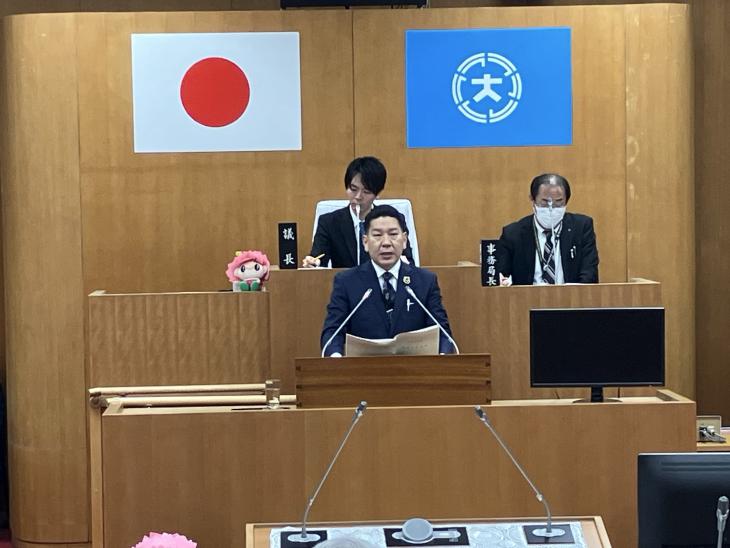 令和8年3月定例会本会議の様子