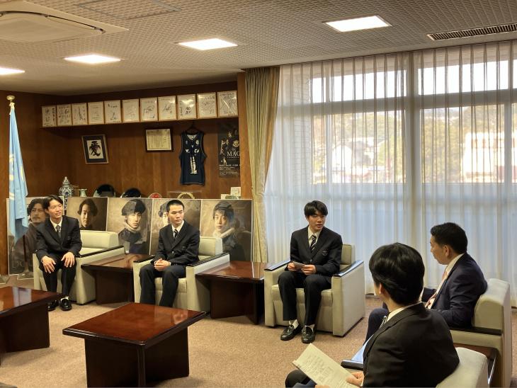 第31回全国私立高等学校男女バレーボール選手権大会出場報告の様子2