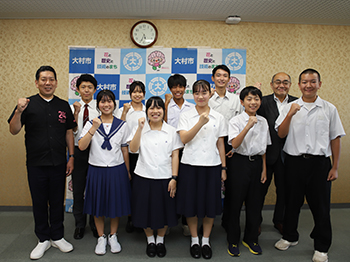 令和7年度海外派遣事業参加者(帰国後)市長訪問の様子1