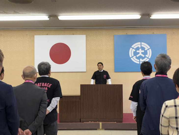 市長訓示（令和7年12月議会）の様子