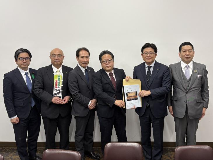 東彼杵道路建設促進期成会要望活動の様子(財務省・山川清徳財務省主計官)
