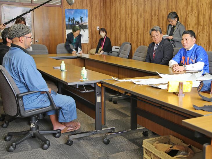 市長訪問（銀織庵水主中山智介様）の様子2