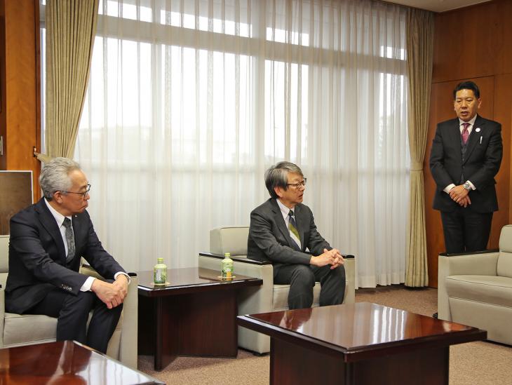 目録贈呈式（企業版ふるさと納税）の様子2