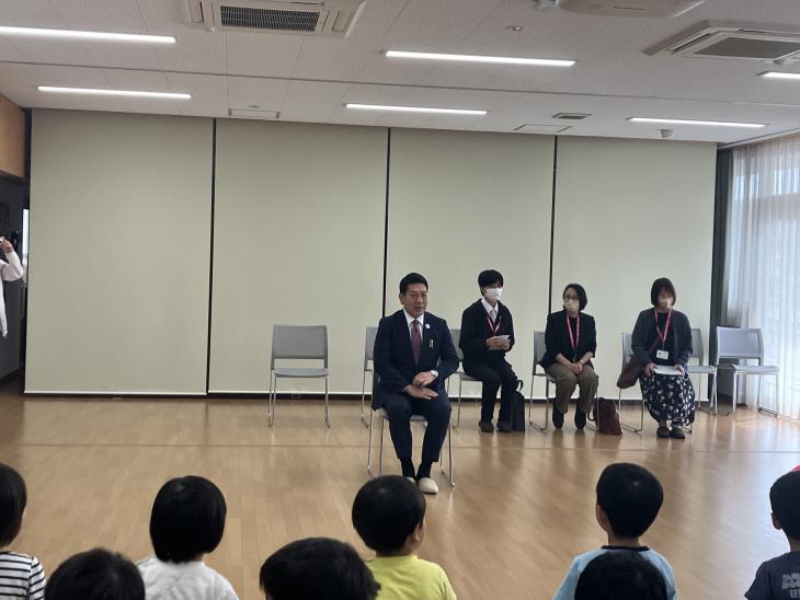 こどもの日児童養護施設訪問の様子1
