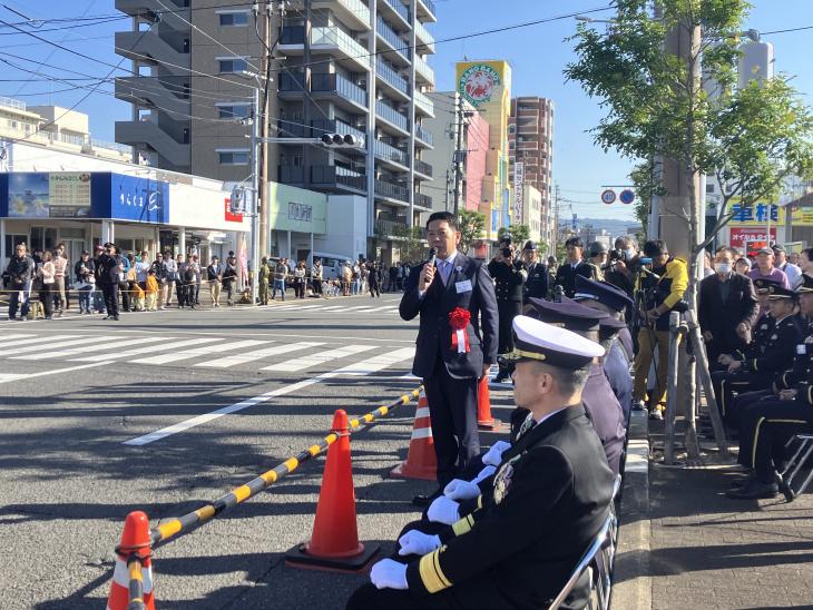 令和7年度自衛隊合同記念日行事の様子(市中行進)1