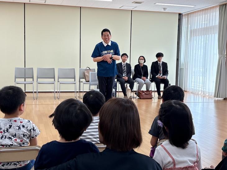 こどもの日児童養護施設訪問の様子1
