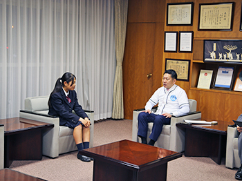 第34回全日本高等学校女子サッカー選手権大会出場報告の様子2