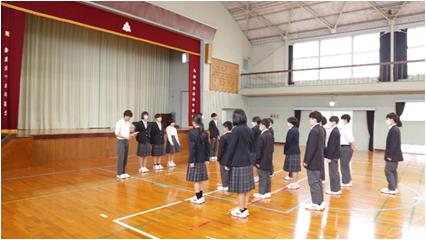 r8kayatyu0417-2p1