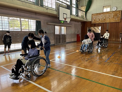 車いす2