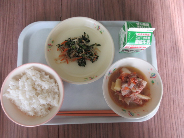 給食スタート